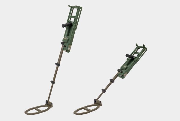 COMPACT METAL DETECTOR VMC1